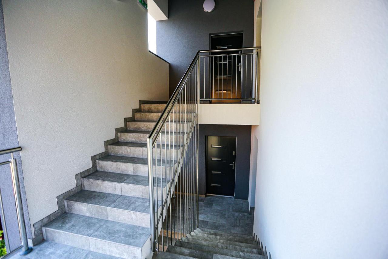 Apart Baltyk Pokoje & Apartamenty Łeba Exteriör bild