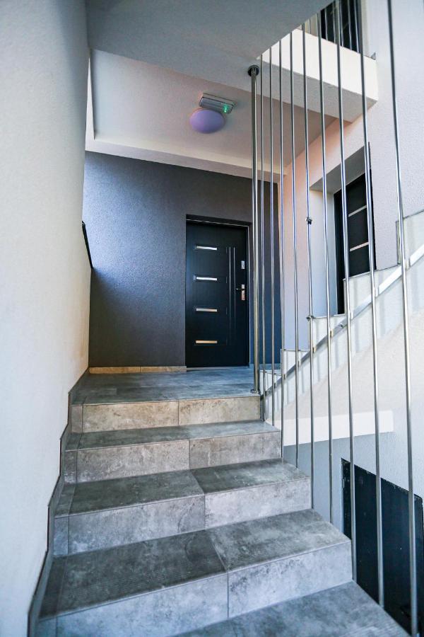 Apart Baltyk Pokoje & Apartamenty Łeba Exteriör bild