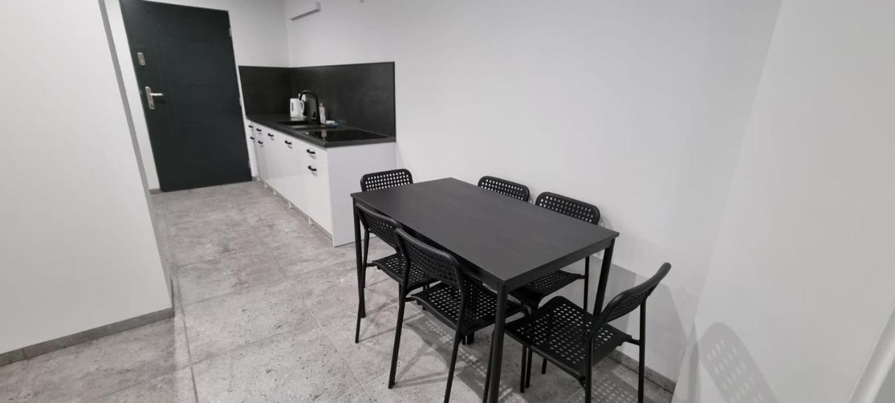 Apart Baltyk Pokoje & Apartamenty Łeba Exteriör bild